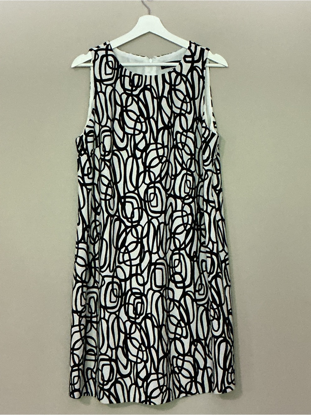 Anne Klein Geometric White and Black Dress